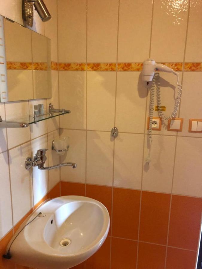 Chodov  Hotel Nautilus מראה חיצוני תמונה